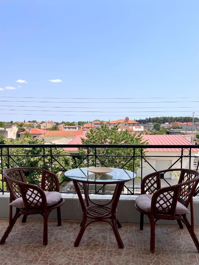 Dimitra House Entire Apartment With Balcony And View Pherrai Esterno foto