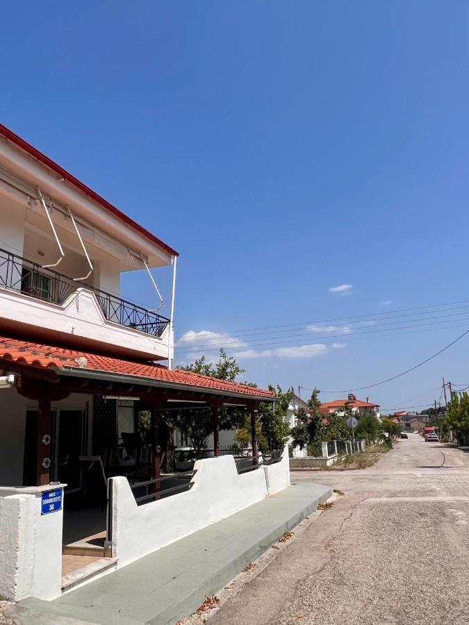 Dimitra House Entire Apartment With Balcony And View Pherrai Esterno foto